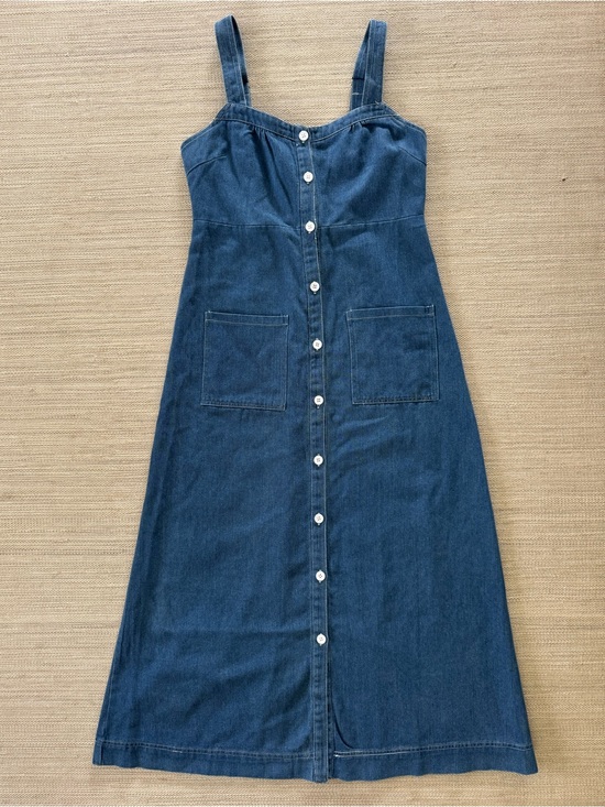 Petal & Pup Dresses & Skirts - Petal & Pup Bettie Blue Denim Midi Dress adjustable straps relaxed fit women’s M
